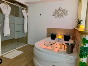Wellness cottage, sleeps 2 - L'Escapade - Image 3