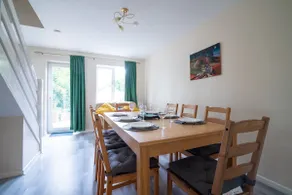 3 Bedroom family home Parking Garden - Pass the Keys - Image 2