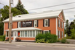 Central Picton Apartment, Sleeps 8; The Iron Horse - Image 4