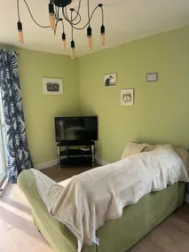 Farm-based lodge - Image 2