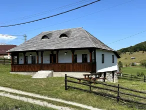 The Heritage House - Image 2