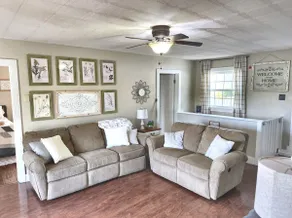 LAKE VIEWS! Historic Charm, Game room, Fish Nearby - Image 2