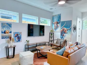Texas-Themed Home - Image 3