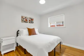 Cozy and Comfortable 3/2 Home - Image 3