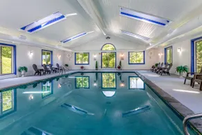 True Ski in/Ski out with Pool, Hot tubs & Firepits - Image 3