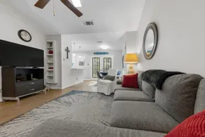 Cozy and Convenient 2 Bdrm, 2 Bath Home - Image 5