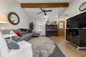 Cozy and Convenient 2 Bdrm, 2 Bath Home - Image 4