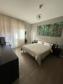 sought-after city hideaway - Image 4