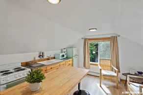 1Woodland Attic - Image 3