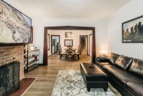 Cozy 3BR | Minnehaha Falls | Transit to Stadiums - Image 5