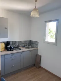 Apartment on the 1st floor of a villa - Image 4