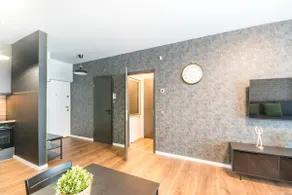 Black Diamond Apartment - Image 5