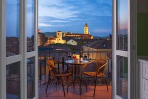 Panoramic View, 2 King Bedrooms, Parking - Image 5
