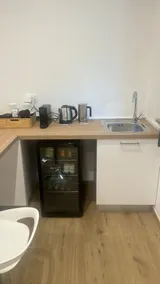 Suite with Sauna and Whirlpool - Image 4