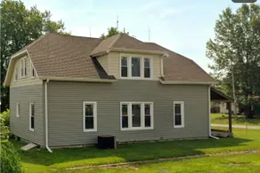 1920s Restored Home-walk to MSQC - Image 4