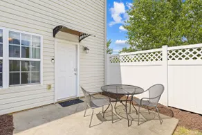 2 Story Townhome near Birkdale - Image 5