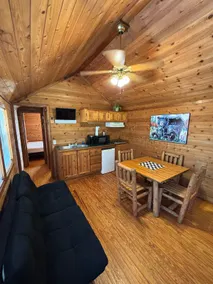 Campfire Craze cabin 301 - Image 2