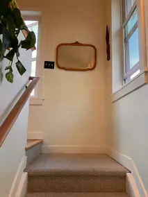 Bright+Cozy Alley House Retreat - Image 5