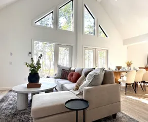 Hygge Haven Lakehouse Peaceful Retreat near Acadia - Image 2