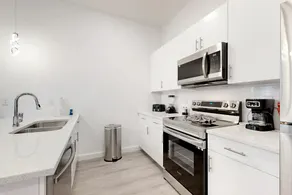 5BR House w/ Private Pool, 15 min to Disney - Image 5