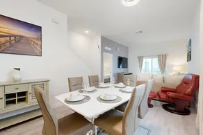 5BR House w/ Private Pool, 15 min to Disney - Image 3
