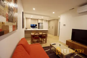 Ruby Red, 1Bd 1Bth Apt - Woden - Image 4