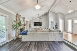 Spacious Home with 3 King Beds, Arcades & 86” TV - Image 5