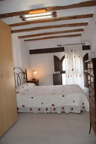 A newly renovated charming penthouse - Image 4