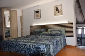 A newly renovated charming penthouse - Image 3