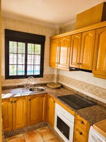 The hidden gem with private pool and tranquility - Image 4