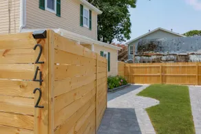 2Bed Modern Home 3 Blks to beach - Image 5