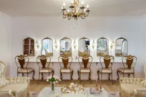 NEW! - The Pink Palace w/ Karaoke Room - Image 4