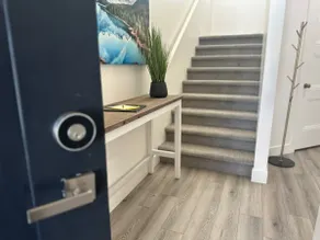 Picture Perfect Townhome on Kalani Ct - Image 3