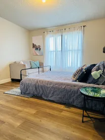 4BR Lake House Retreat in Logan, NM - Image 4