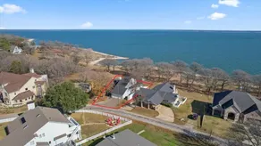 COZY-Waterfront Getaway - Lake Texoma - Image 2