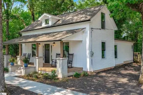 Farmhouse • Greenville • Clemson •Lakes•Upstate SC - Image 2