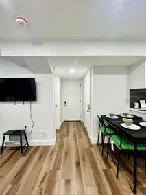 Comfort Quarters in Guelph - Image 4