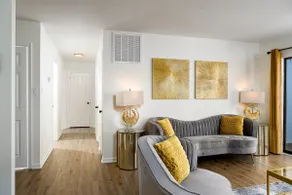 Grey Sapphire Hideaway - 2BR 2BA w Arcade & Pool - Image 3