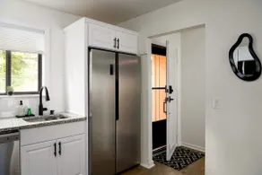 Grey Sapphire Hideaway - 2BR 2BA w Arcade & Pool - Image 5