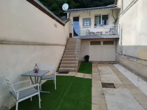 “Au bo Coteau” Atypical raised maisonette - Image 2