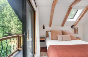 Scandi A-Frame w/Hot Tub & Sauna - Image 3