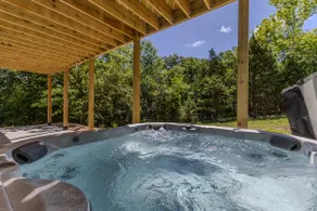 New Private Gated Home / Hot Tub - Image 2