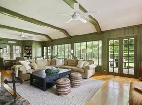 Private retreat on Cass River near Frankenmuth - Image 3