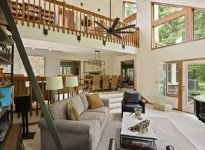Private retreat on Cass River near Frankenmuth - Image 5
