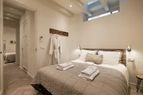 Leidse Square 5 star Luxury Apartment - Image 4