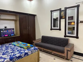 Entire Home in Peshawar Gulbahar - Image 2