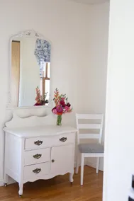 The Country Cottage - Image 5