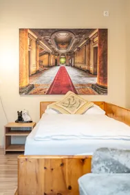 Deluxe Family Apartment - Image 4