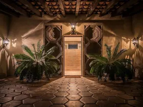 Villa Carmelita - The Sonny & Cher House - Image 2