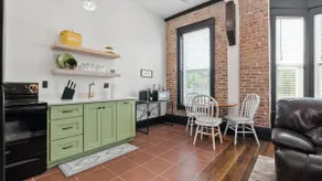 Vivian Irene Suite - Image 2